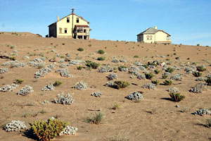 abandoned diamond mining community